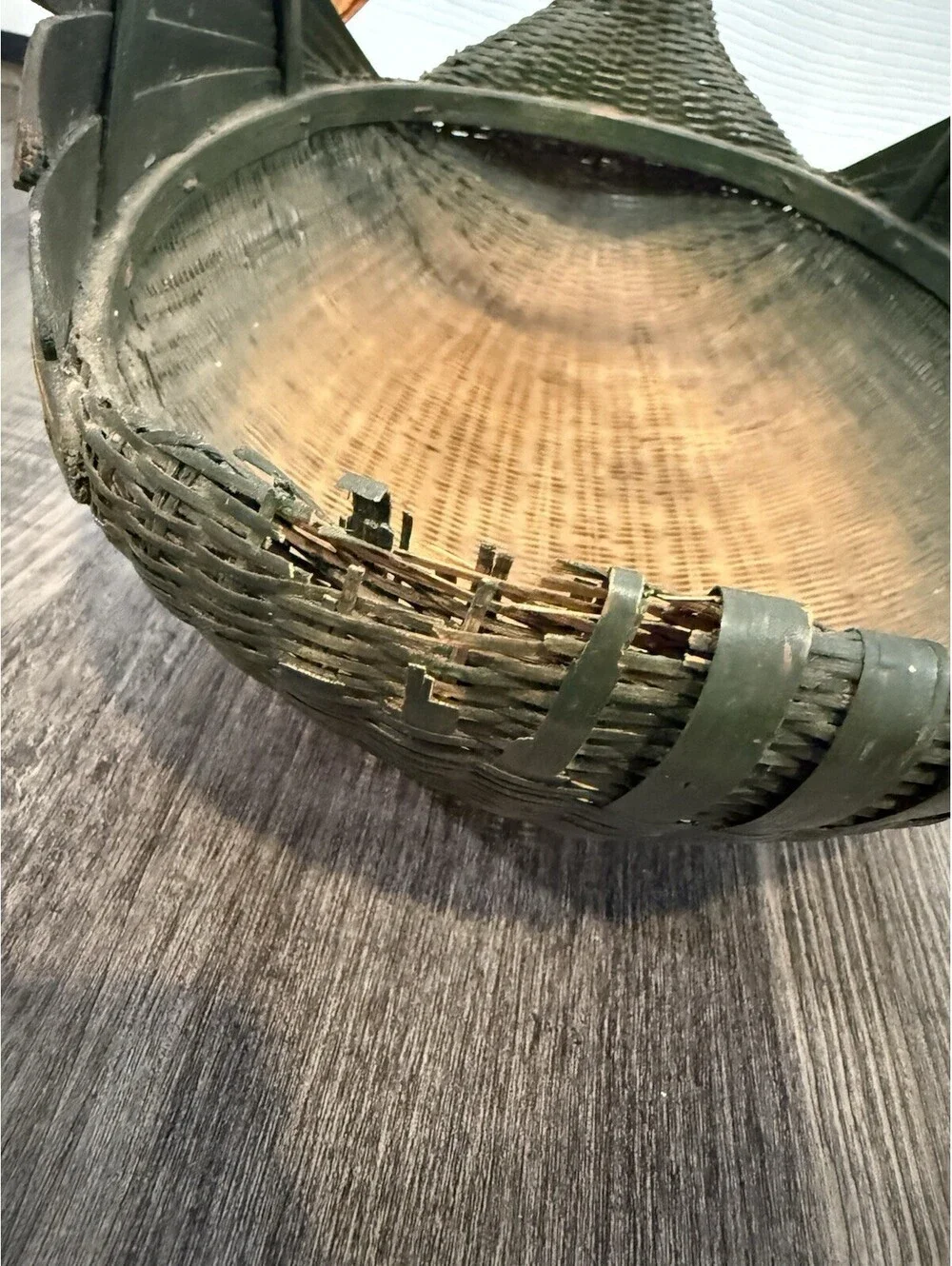 Vintage Zhejiang Handicrafts Chinese Swan Duck Goose Green Basket